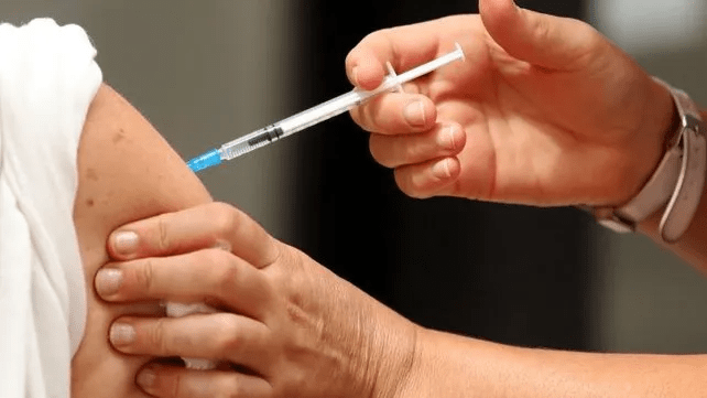 La vacuna contra el dengue estará disponible en el país en el mes de noviembre