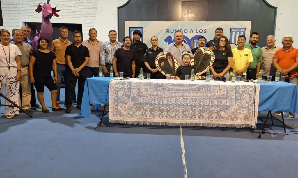 Michlig y González participaron del lanzamiento de los Carnabarriales 2025 de la ciudad de San Cristóbal