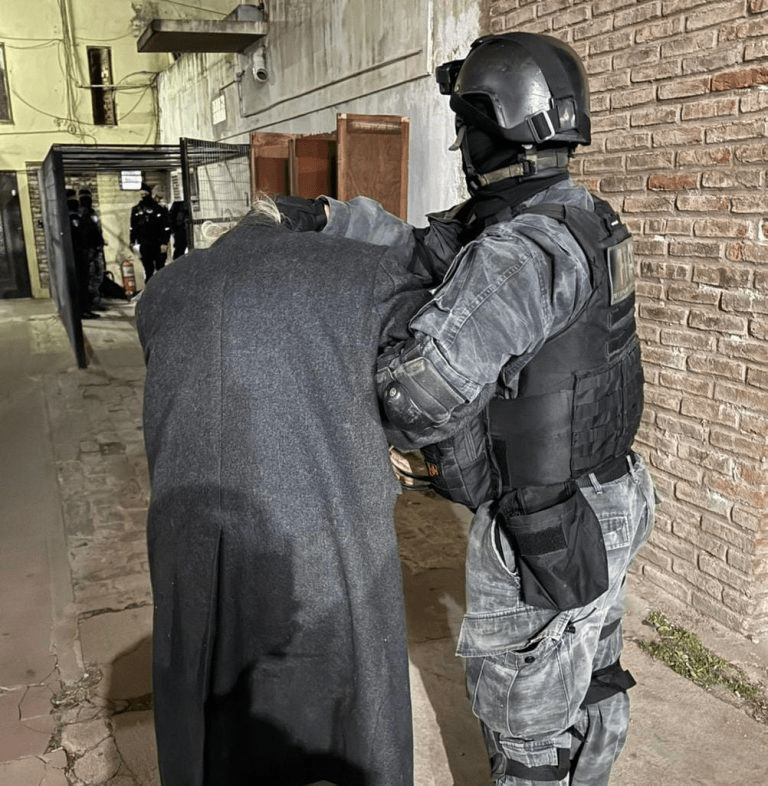 FPA CERRÓ UN PUNTO DE VENTA DE DROGAS FRENTE A UN POLIDEPORTIVO EN SAN FRANCISCO