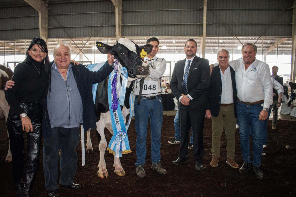 Morteros: Feria Lechera de las Américas consagró a los grandes campeones Holando Argentino