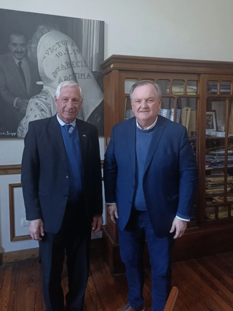 El senador Felipe Michlig mantuvo una reunión de trabajo con el intendente de Suardi, Hugo Boscarol