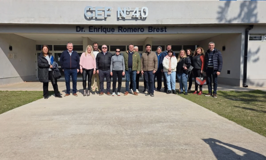 Alurralde y Michlig anunciaron la construcción de un natatorio semiolímpico a cielo abierto en el CEF N° 40 de Ceres