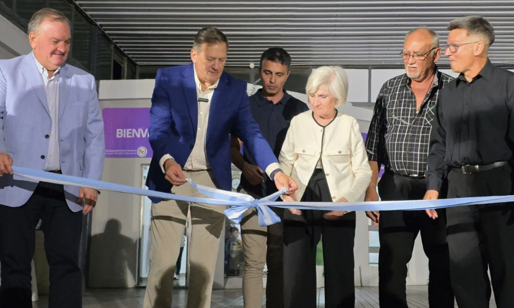 Se inauguraron las obras de renovación integral y puesta en valor de la terminal de ómnibus de San Cristóbal