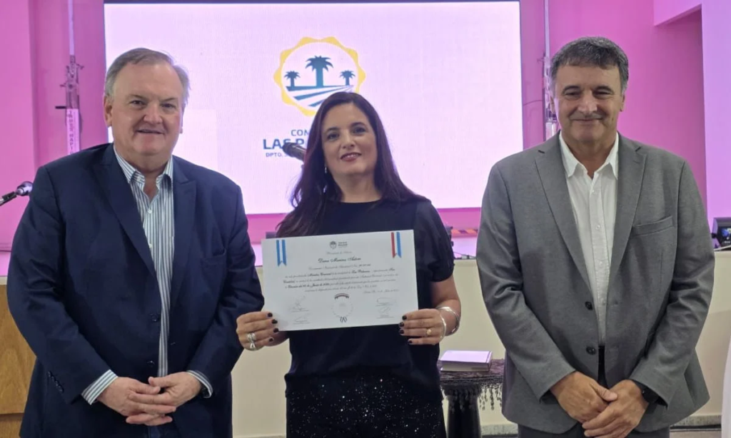 El senador Felipe Michlig tomó juramento a Dana Astore como Pte. comunal de Las Palmeras