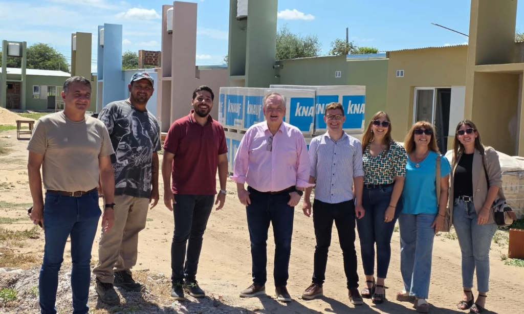 Michlig encabezó una reunión de planificación sanitaria regional y recorrió obras urbanas en marcha
