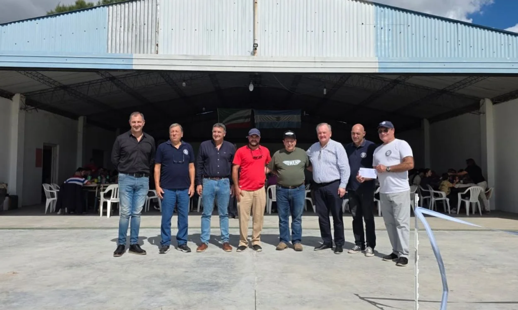Michlig y González visitaron el Aeroclub de San Cristóbal en donde ratificaron “todo el apoyo gubernamental”