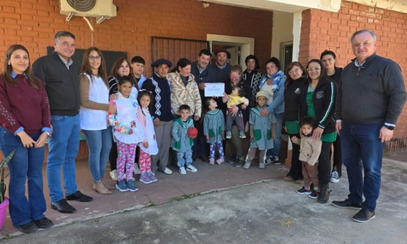 La Escuela Rural de Paraje Vizcacheras N° 266 recibió $21 millones para la reparación integral del techo