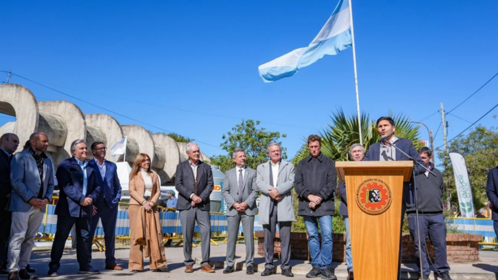 Pullaro en TodoLáctea reclamó el fin de las retenciones y marcó: “El camino no son los planes, sino el trabajo de nuestros productores”