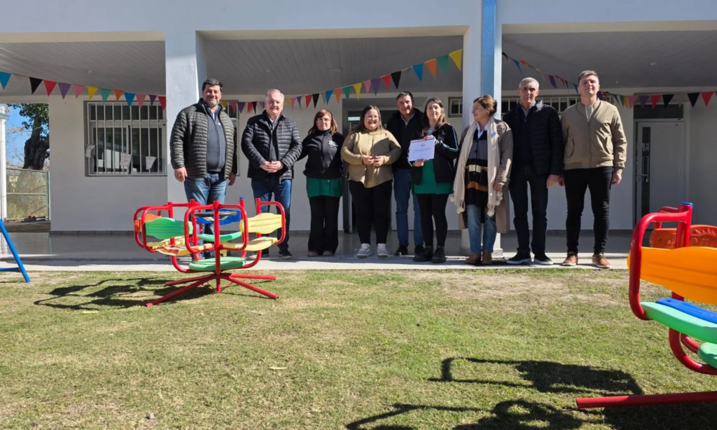 Instituciones educativas de San Cristóbal recibieron aportes provinciales FANI por más de $17 millones