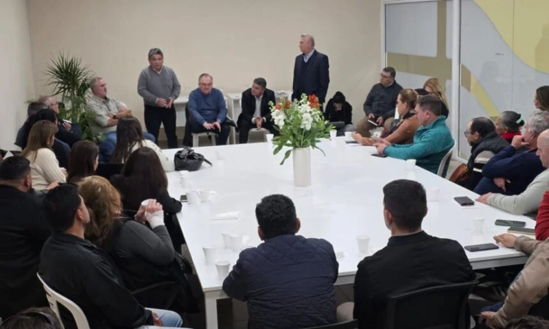 Provincia y gobiernos locales evaluaron obras hídricas y coordinan acciones preventivas ante posibles contingencias climáticas