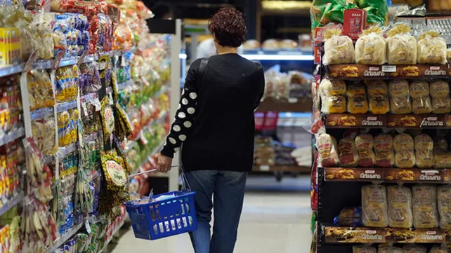 La inflación de junio fue del 1,9% y marcó su nivel más bajo en diez meses: acumula 16,8% en el año