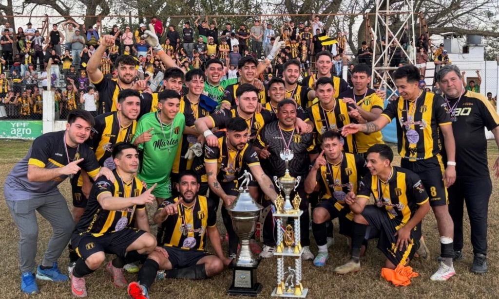 El Club Central de Ceres se coronó campeón de la Copa de Plata “Departamento San Cristóbal”