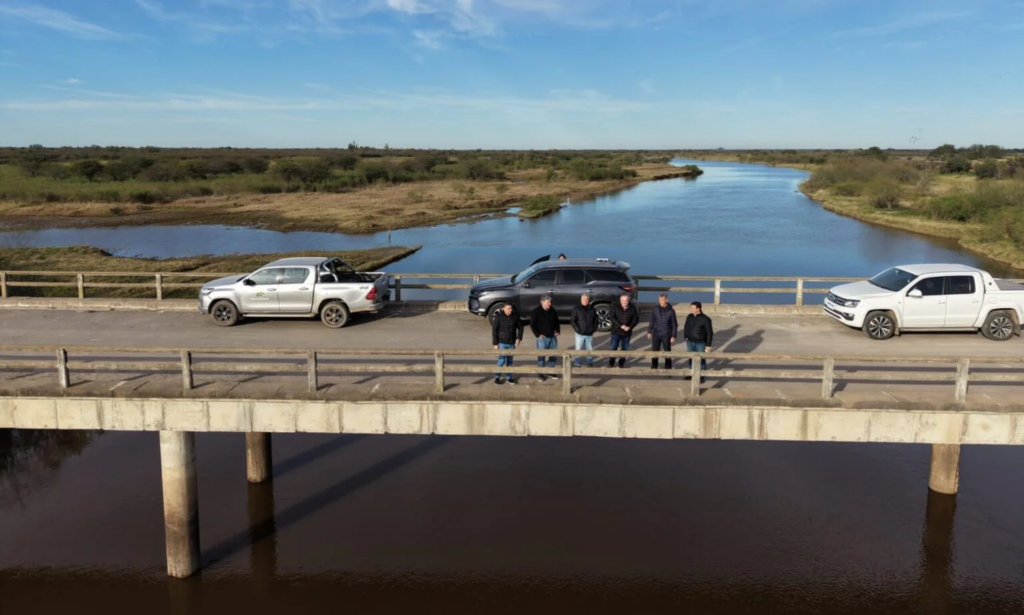 Michlig recorrió con autoridades de la DPV obras viales que se ejecutan en el departamento San Cristóbal