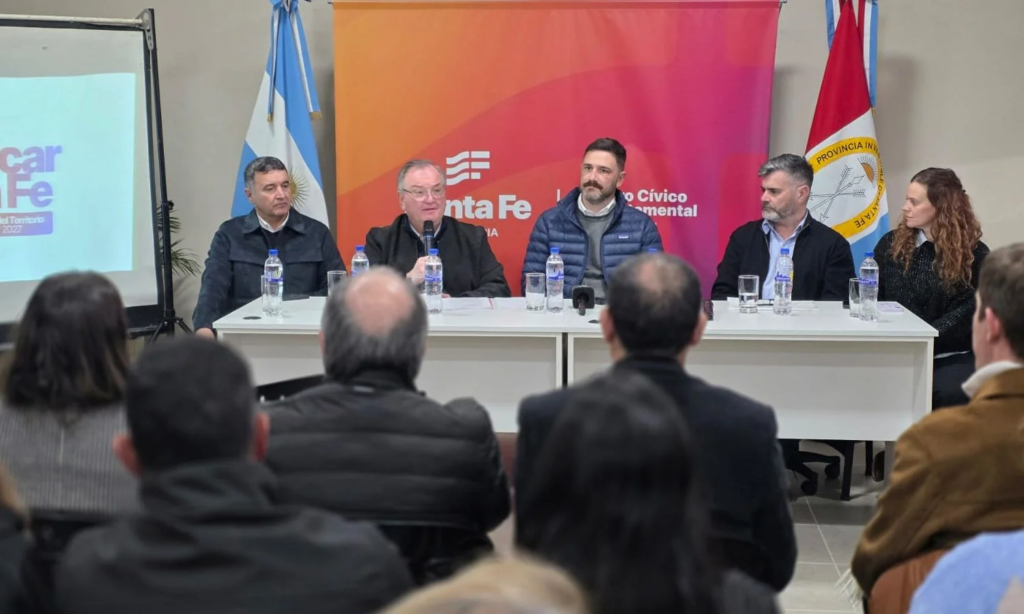 El senador Michlig acompañó en San Cristóbal la presentación de “Planificar Santa Fe – Región Norte”