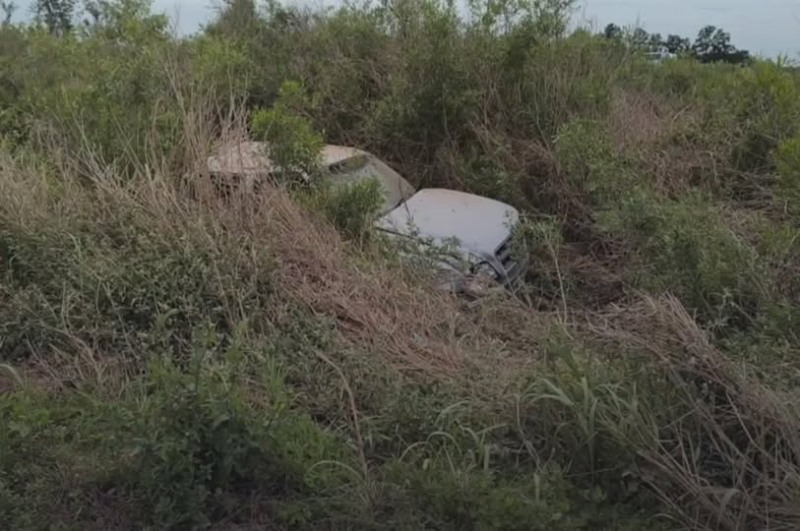 UN HOMBRE DE HERSILIA VOLCÓ SU CAMIONETA CERCA DE CERES